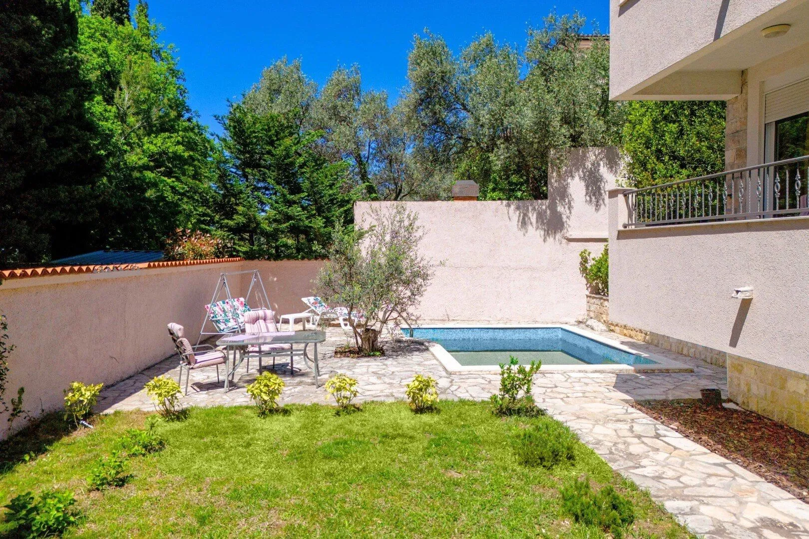 Sale, house, 251m², Katun Reževići, Budva