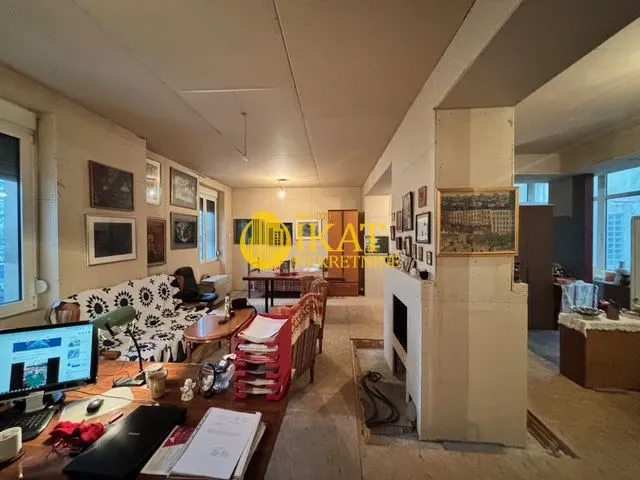 Prodaja, trosoban stan, 86m², Kalenić Pijaca, Vračar Sve Podlokacije