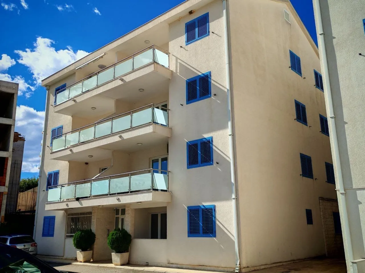 Sale, two bedroom apartment, 72m², Bečići, Budva