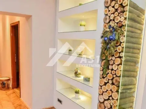 Izdavanje, dvosoban stan, 60m², Centar, Novi Sad - image 5