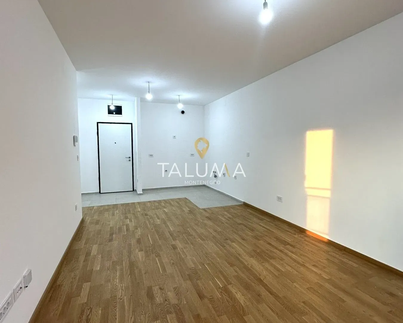 Izdavanje, jednosoban stan, 46m², Stari Aerodrom, Podgorica