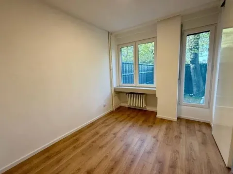 Rent, three bedroom apartment, 69m², Novi Beograd Sve Podlokacije, Beograd - image 12