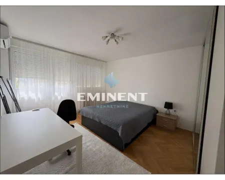 Izdavanje, trosoban stan, 70m², Novi Beograd Sve Podlokacije, Beograd - image 4