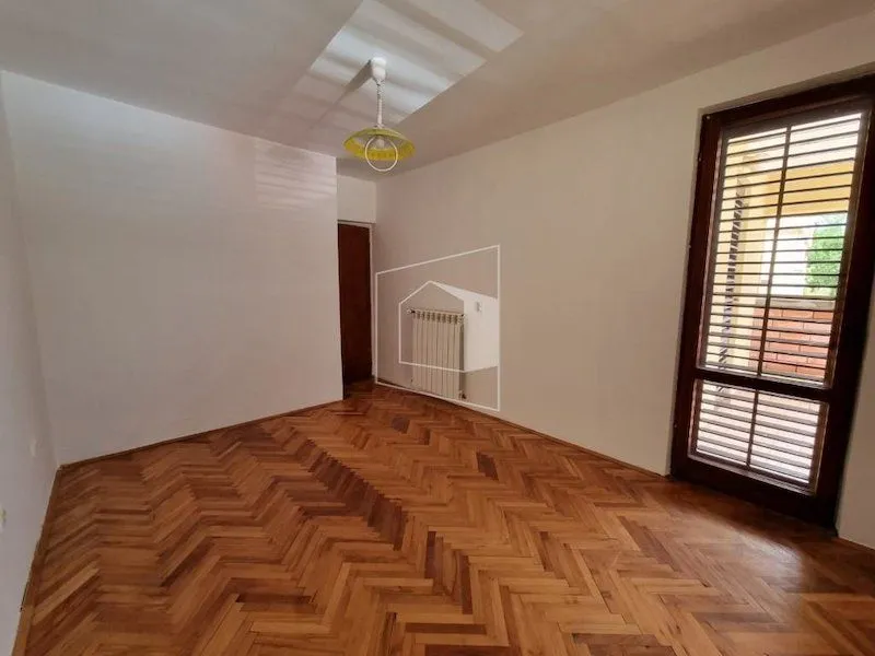 Prodaja, stan, 90m², Cetinje, Crna Gora