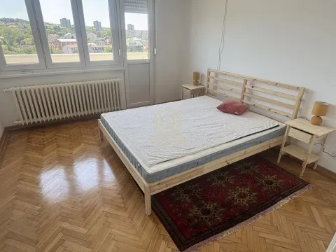 Rent, three bedroom apartment, 80m², Vračar Sve Podlokacije, Beograd - image 5