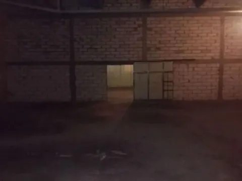 Izdavanje, poslovni prostor, 700m², Surčin, Beograd - image 8