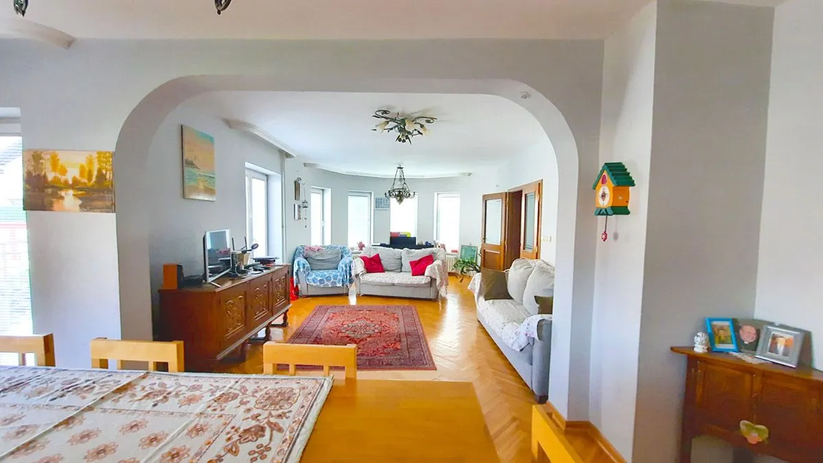 Prodaja, kuća, 363m², Zvezdara Sve Podlokacije, Beograd