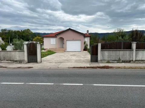 Izdavanje, kuća, 150m², Spuž, Danilovgrad - image 11