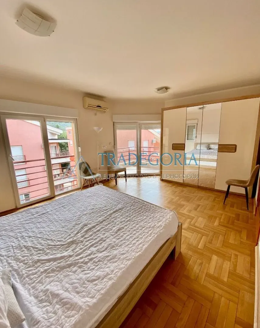 Prodaja, četvorosoban stan, 158m², Petrovac, Budva