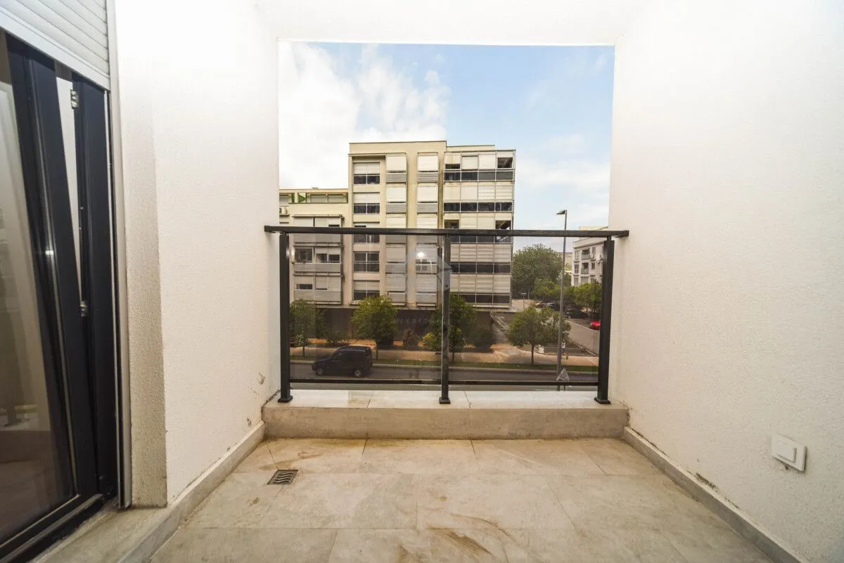 Rent, office space, 40m², Tološi, Podgorica