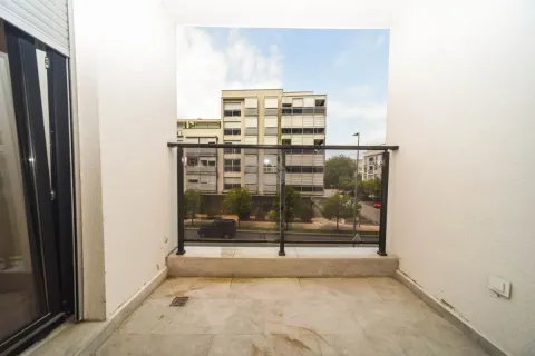 Rent, office space, 40m², Tološi, Podgorica - image 7