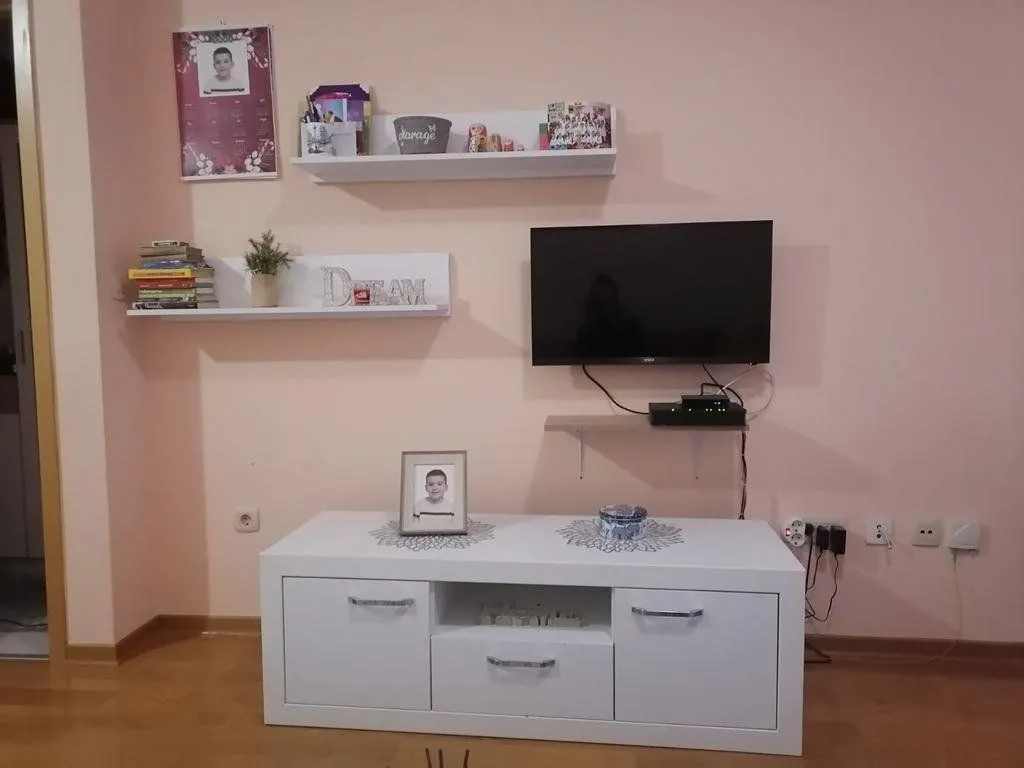 Izdavanje, jednosoban stan, 55m², Blok 6, Podgorica
