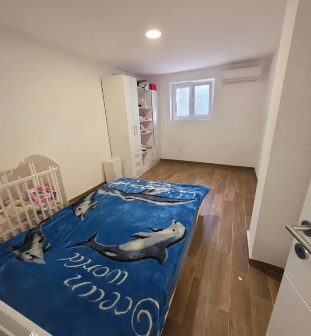 Prodaja, trosoban stan, 65m², Zemun Sve Podlokacije, Beograd
