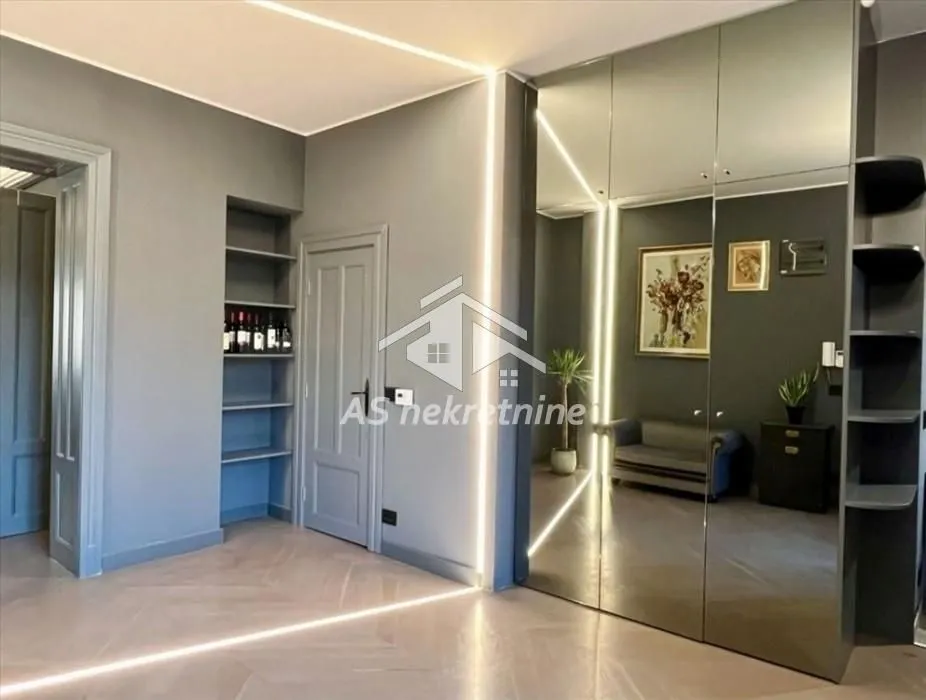 Rent, three bedroom apartment, 84m², Stari Grad, Beograd