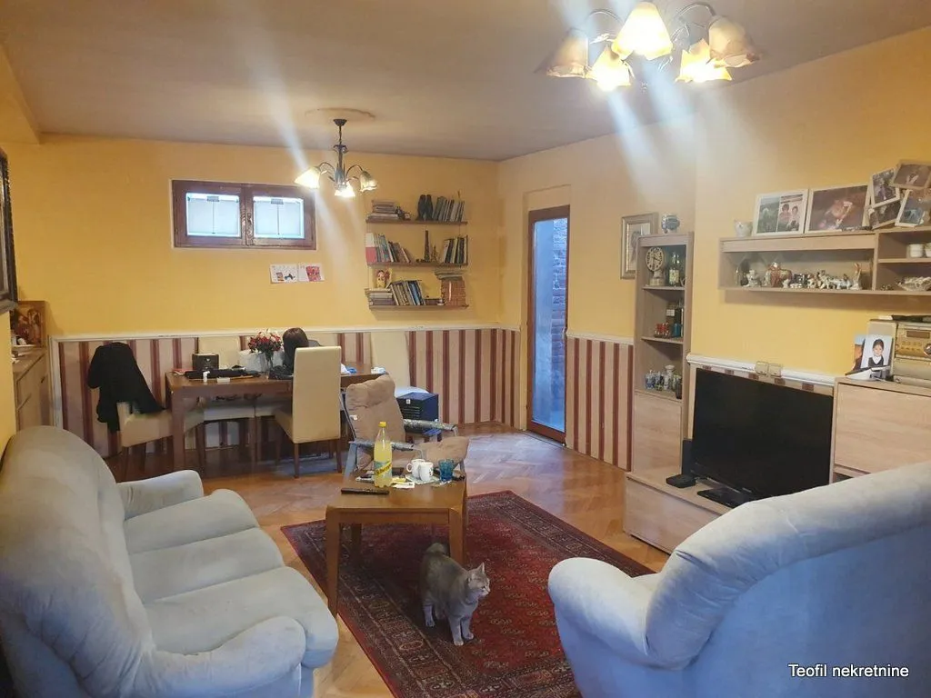 Sale, house, 220m², Cvetkova Pijaca, Zvezdara Sve Podlokacije
