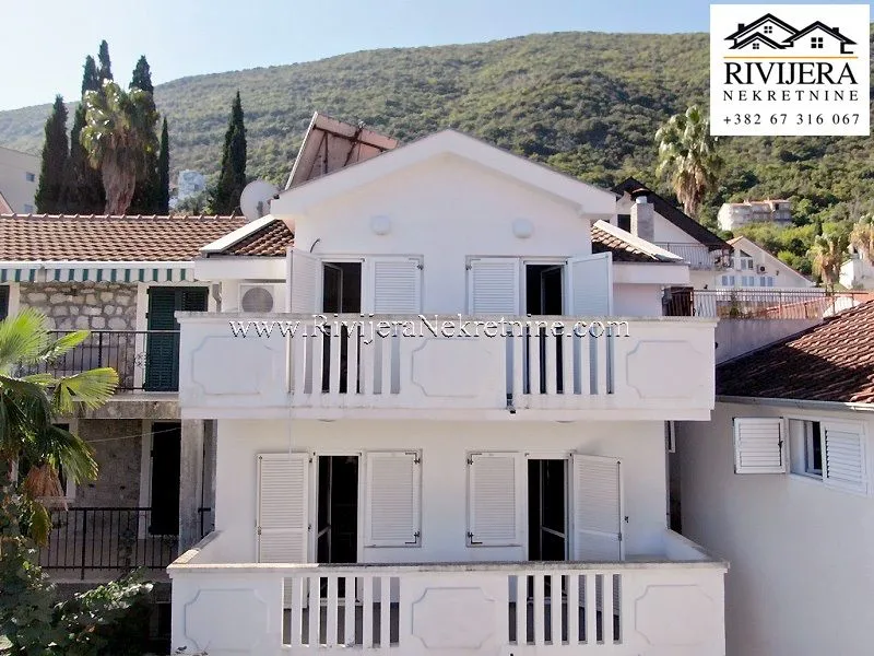 Prodaja, kuća, 130m², Njivice, Herceg Novi