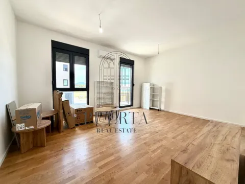 Prodaja, dvosoban stan, 64m², Tološi, Podgorica - image 3