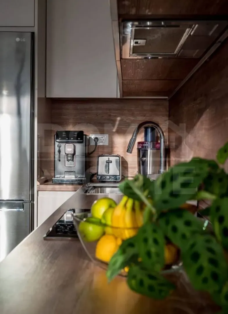 Prodaja, dvosoban stan, 63m², Pod Kuk, Tivat