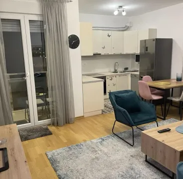 Rent, one bedroom apartment, 46m², Blok 9, Podgorica - image 7