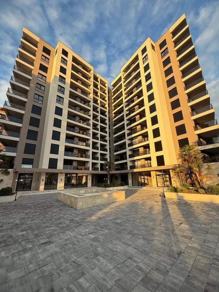Sale, one bedroom apartment, 68m², Centar, Bar