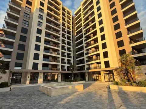 Sale, one bedroom apartment, 68m², Centar, Bar - image 2