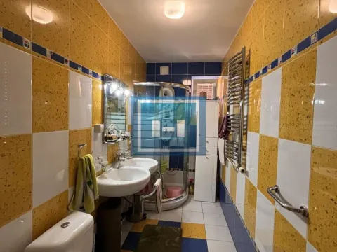 Prodaja, četvorosoban stan, 111m², Centar, Jagodina - image 15