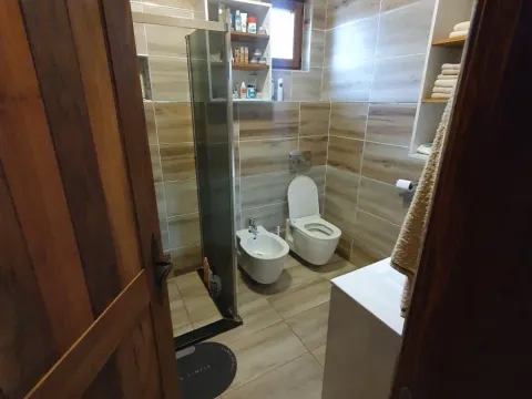 Prodaja, kuća, 215m², Ogar, Pećinci - image 7