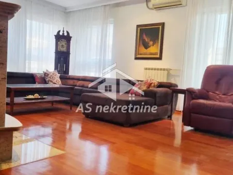 Rent, three bedroom apartment, 120m², Stari Grad, Beograd - image 4