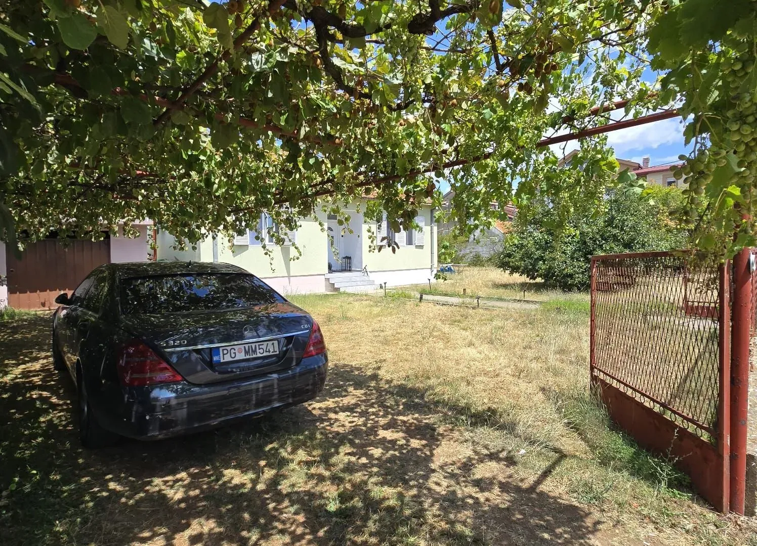 Prodaja, plac, 104m², Tološi, Podgorica