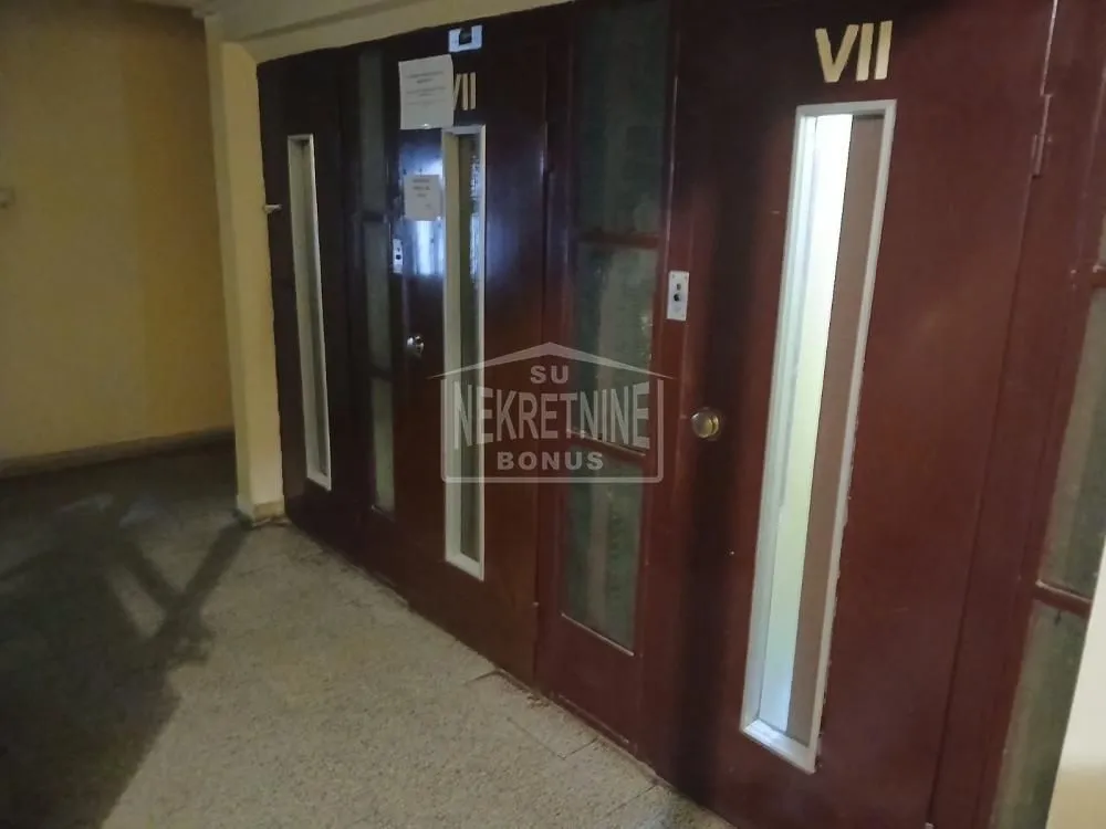 Prodaja, trosoban stan, 70m², Kertvaroš, Subotica