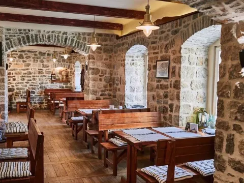 Prodaja, ugostiteljski objekat, 120m², Lepetani, Tivat - image 2