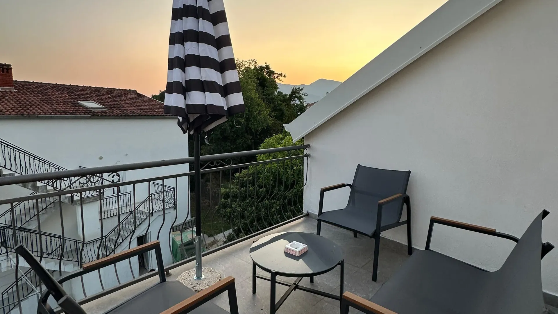 Izdavanje, stan, 54m², Seljanovo, Tivat