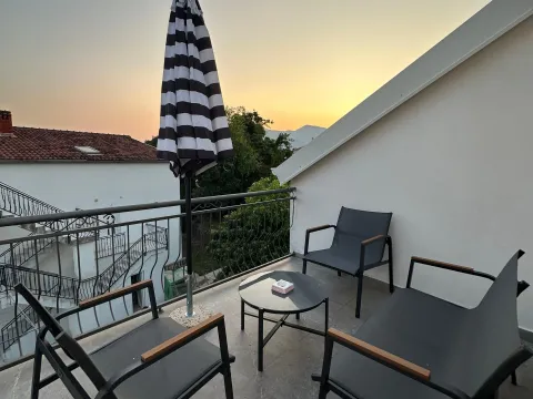 Izdavanje, stan, 54m², Seljanovo, Tivat - image 16