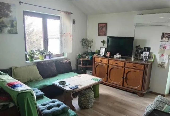 Prodaja, kuća, 209m², Surčin, Beograd