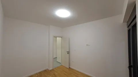 Rent, two bedroom apartment, 66m², Stari Aerodrom, Podgorica - image 15