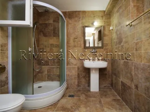 Prodaja, kuća, 191m², Budva, Crna Gora - image 20