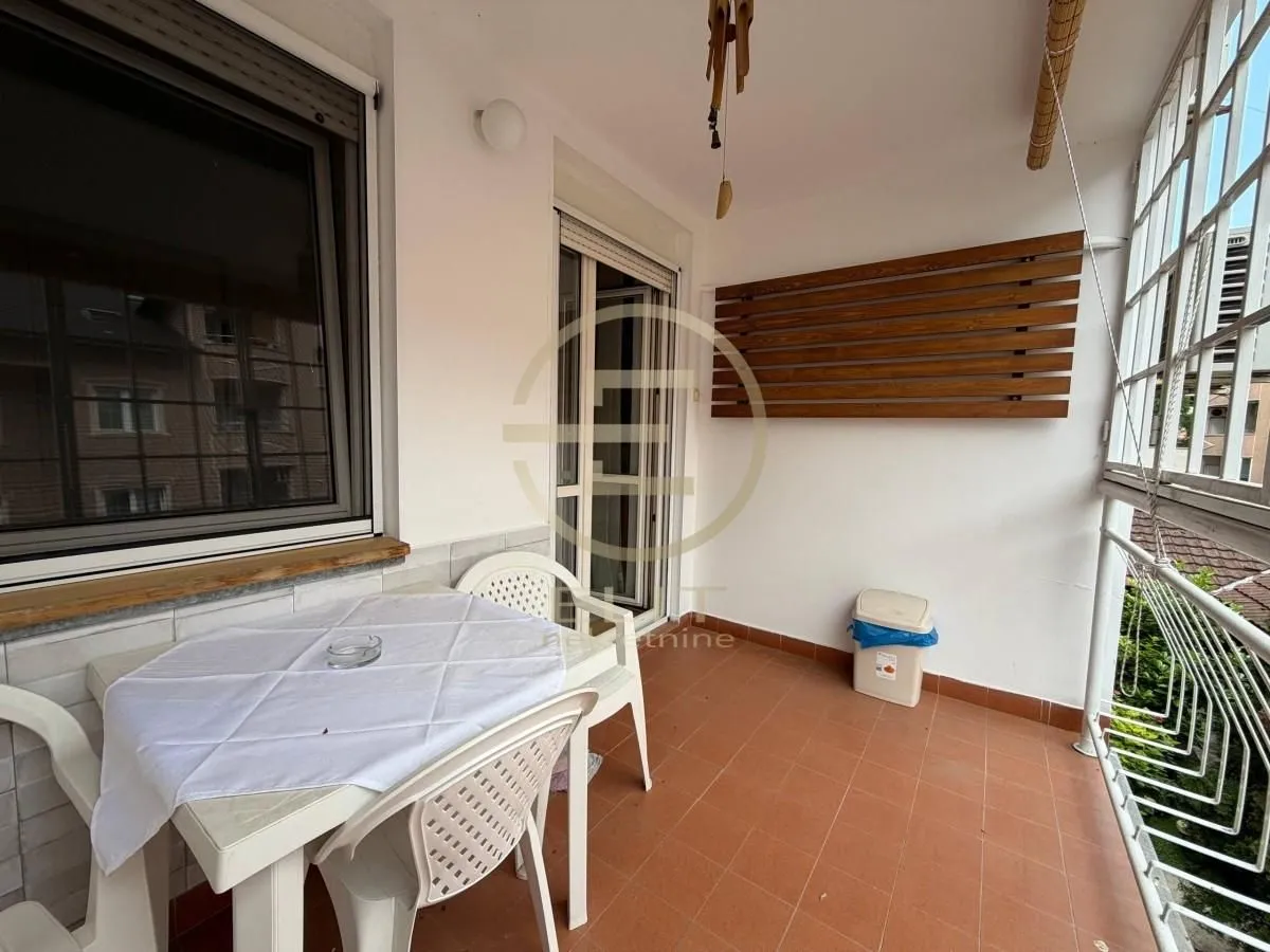 Izdavanje, stan, 50m², Sajam, Novi Sad Sve Podlokacije