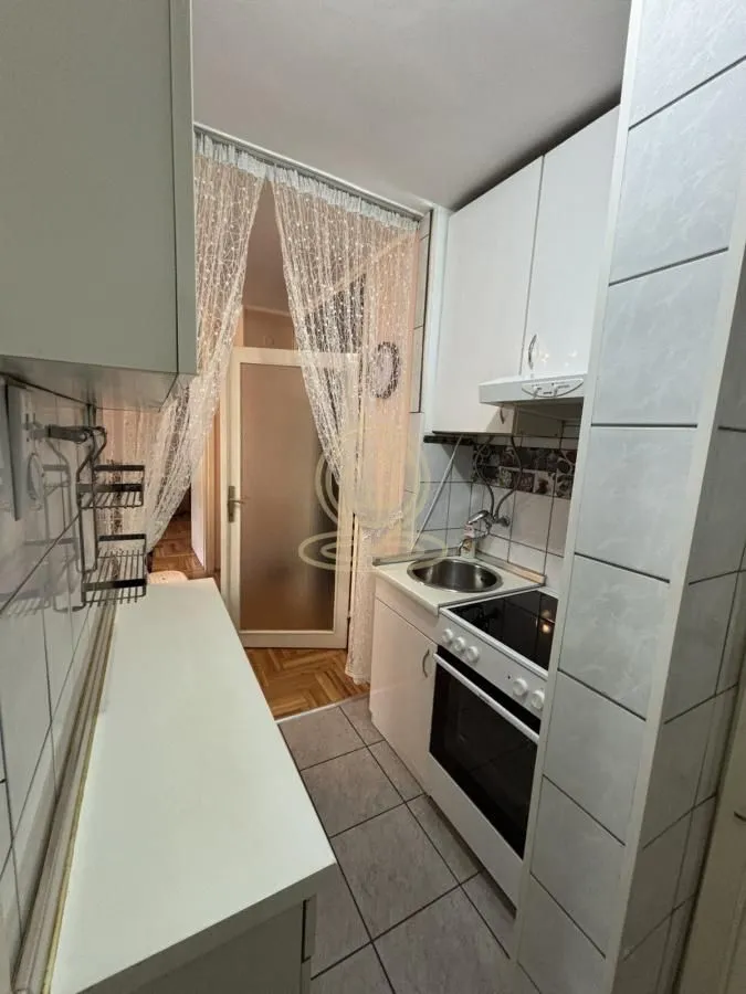 Prodaja, dvosoban stan, 49m², Rotkvarija, Novi Sad Sve Podlokacije