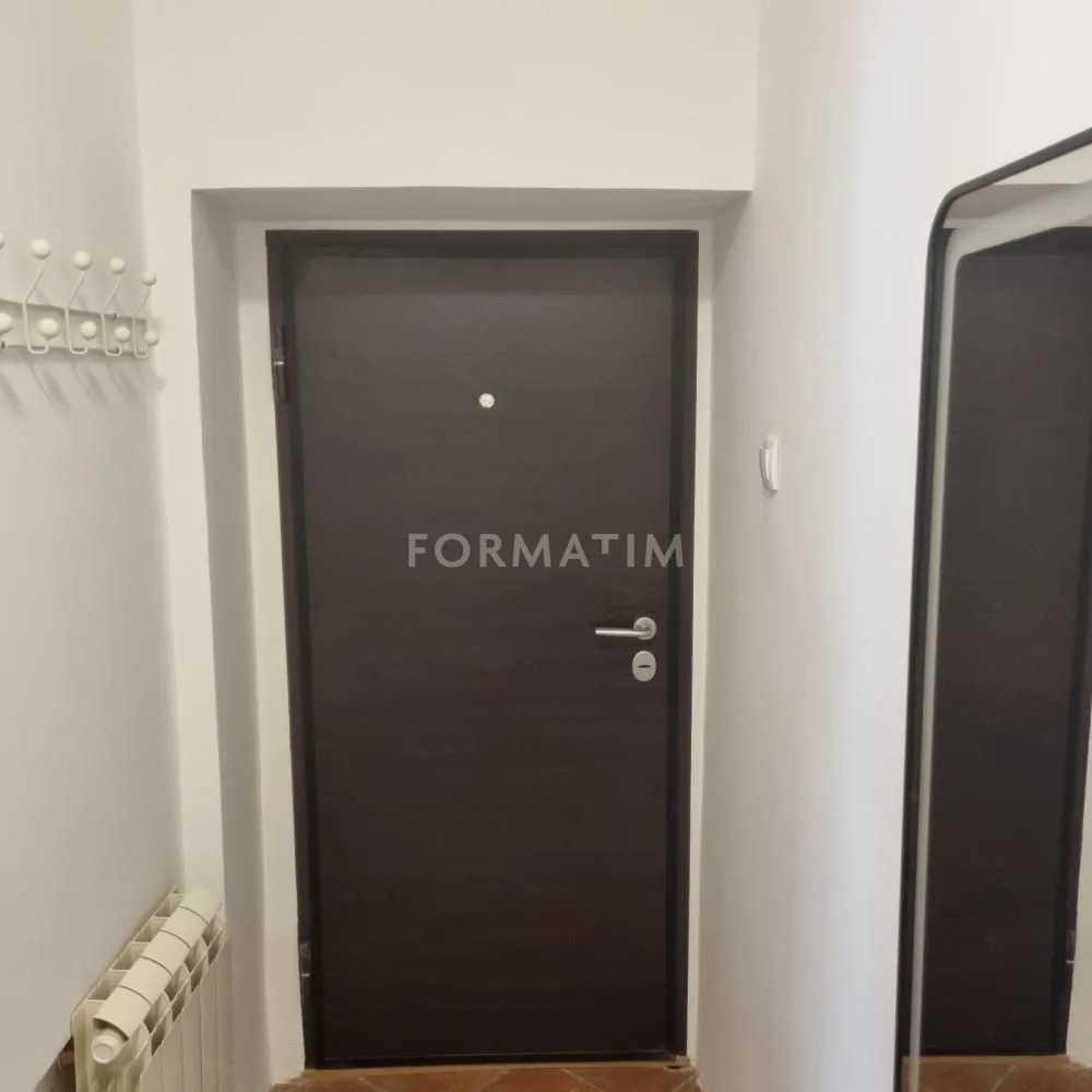 Izdavanje, dvosoban stan, 52m², Stari Grad, Beograd