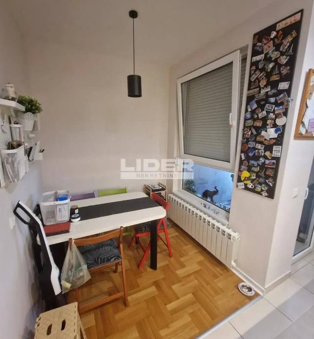 Sale, two bedroom apartment, 76m², Novi Beograd Blok 64, Novi Beograd Sve Podlokacije