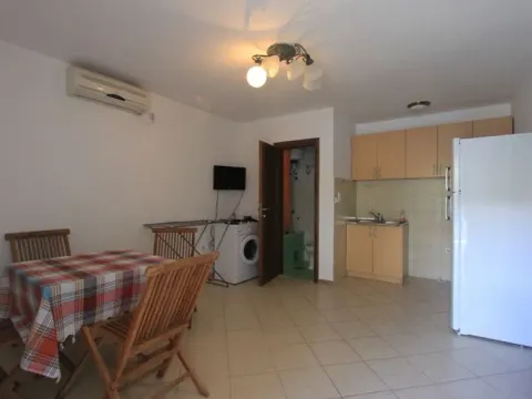 Prodaja, kuća, 170m², Lepetani, Tivat - image 13