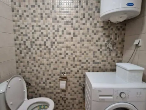 Izdavanje, jednosoban stan, 41m², Stari Aerodrom, Podgorica - image 5