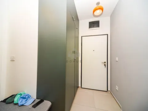 Rent, one bedroom apartment, 45m², Stari Aerodrom, Podgorica - image 10