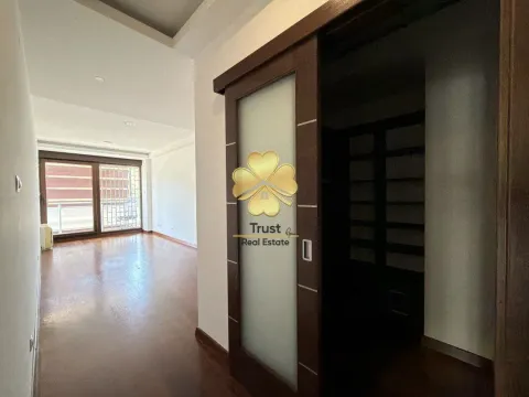 Izdavanje, četvorosoban stan, 228m², Preko Morače, Podgorica - image 18