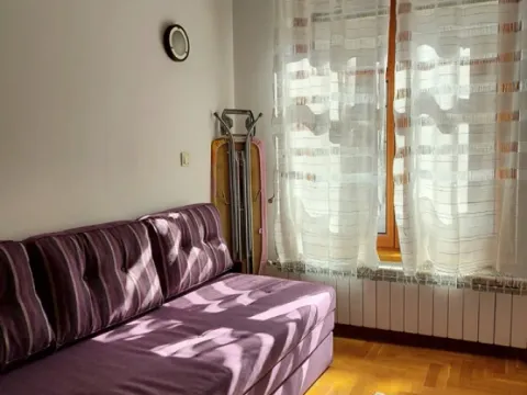 Rent, two bedroom apartment, 41m², Kalenić Pijaca, Vračar Sve Podlokacije - image 10