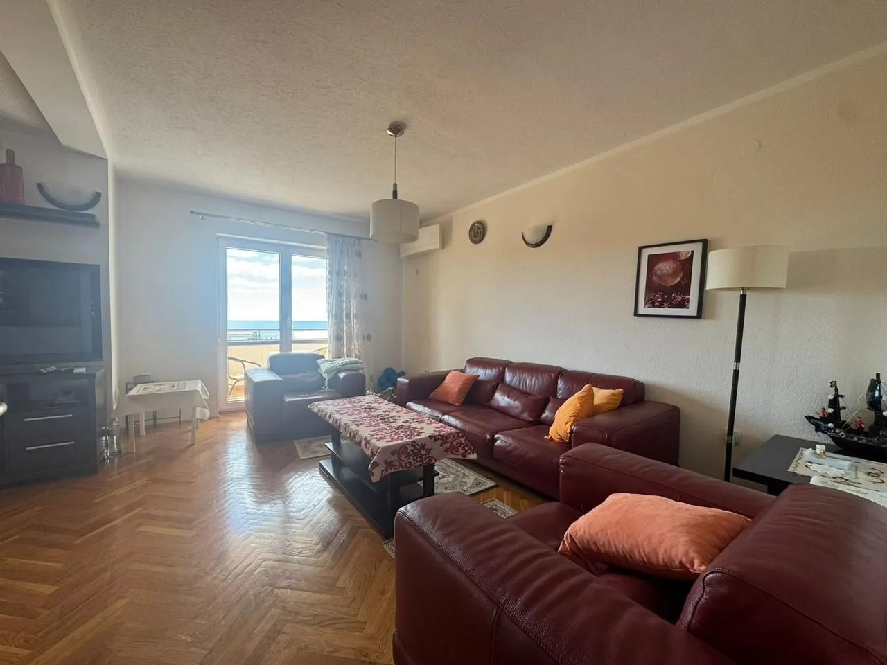 Prodaja, četvorosoban stan, 176m², Petrovac, Budva