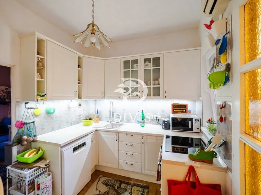 Sale, apartment, 96m², Kalenić Pijaca, Vračar Sve Podlokacije