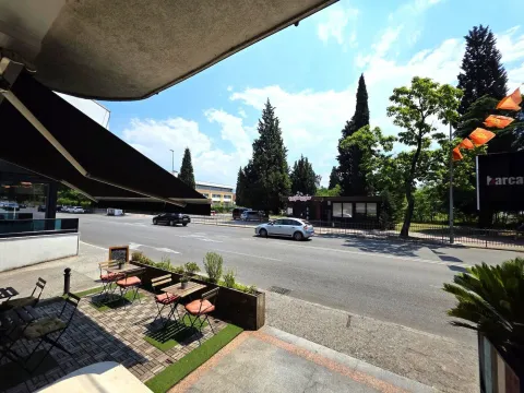 Rent, office space, 108m², Stara Varoš, Podgorica - image 13