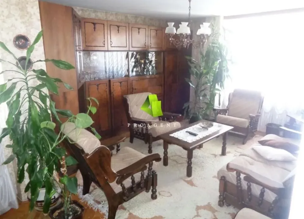 Sale, three bedroom apartment, 76m², Medijana, Niš