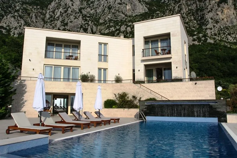Sale, house, 600m², Blizikuće, Budva